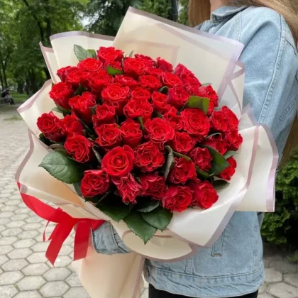 51 красная роза