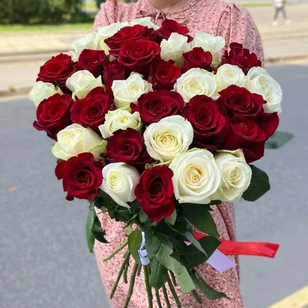 35 роз